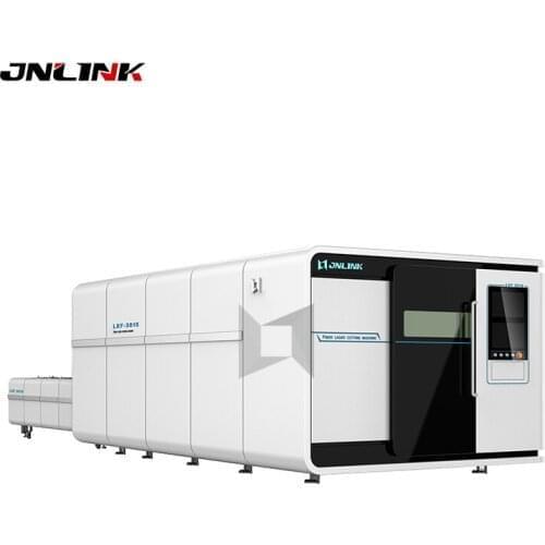 Full cover hot sale fiber laser cutting machine for metal stainless steel silver carbon sheet