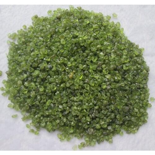 50g Wholesale Natural Peridot Olivine Quartz Crystal Stone Rock Chips Lucky Healing happy family natural stones and minerals