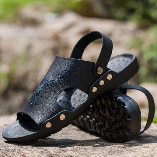 Casual leather sandals fashion trend beach shoes non-slip wear-resistant mens soft bottom