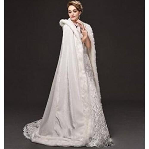 Bridal Wedding Capes Shawls Jackets Warm Bridal Wraps Faux Fur Cloak Cathedral Length Wedding Cloak Charming Cathedral Length