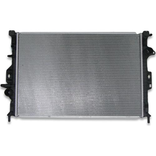 New Replacement Radiator For Land Rover Discovery Sport 2015-2018 LR075360
