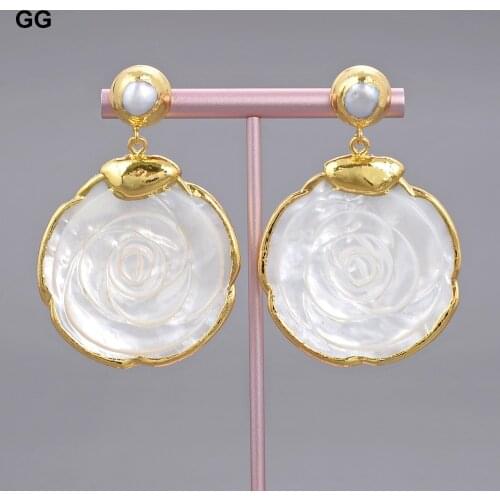 GG Jewelry White Mop Shell Flower White Pearl Yellow Gold Plated Earrings