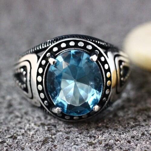 Retro Style Men/Female Ring Ancient Silver Color Engraved Pattern Ocean Blue Crystal Ring For Hilarious Birthday Party Jewelry