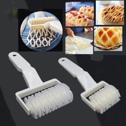 Plastic Baking Tool Pull Net Wheel Pizza Knife Pastry Trellis Cutter Cookie Dough Roll Craft Creative Baking Kitchen Accessories