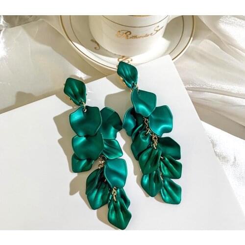 YAOLOGE Dark Blue Green Beautiful Exaggerated Fairy Flower Petal Tassel Earrings Trendy Western Earrings Womens Pendent Jewelry