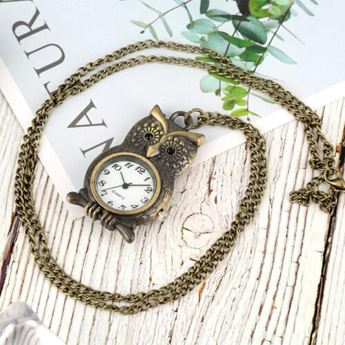 Little Cute Chic Owl Quartz Pocket Watch Thin Chain Pendant Watch Concise Eyes Arabic numerals Dial Pocket Watches for Men Women