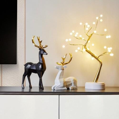Resin Deer Statue Deers Sculpture Nordic Decoration Home Decor Statues Deer Figurines Modern Decoration Deers Tabletop Ornament