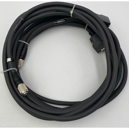 Used original KEYENCE CA-CH3 vision system industrial camera cable 3 meters long