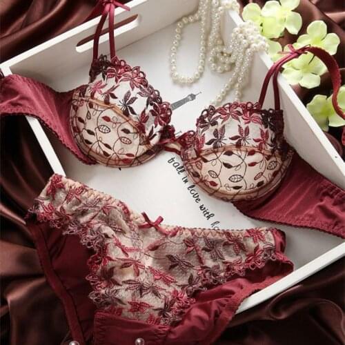 Womens underwear sexy embroidery flower ultra-thin breathable transparent sexy underwear large bra set
