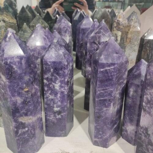1pcs Natural lilac small pillars pyramid home living room decoration art ornaments open chakras to restore spiritual power