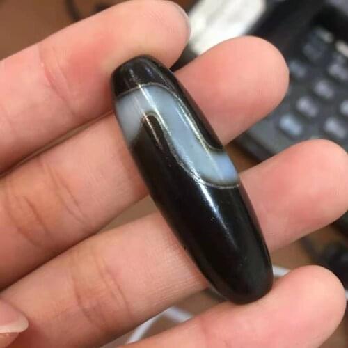 Rare dzi natural agate dzi ancient mysterious snake totem collection black and white transparent loose Tibetan jewelry