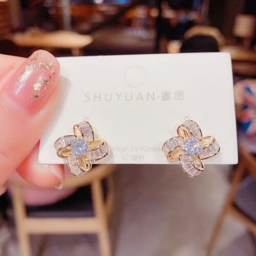 Korea Fashion Jewelry 2021 new trendy zircon flower earrings female temperament all-match earrings for women
