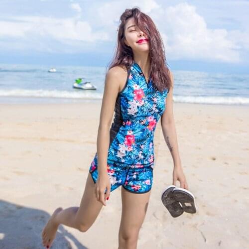 Hisea Two-Piece Suits Women Swim Suit Wetsuit Sleeveless Shorts Rash Guards 0.5MM Breathable Fast Drying Beach Suit Floral Style