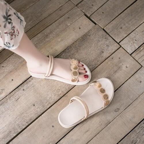 Flat Shoes Ladies Ladies Slippers Cashmere Slippers Ladies Luxury Slippers Rivet Rubber 2021 Summer Designer Beach Basic