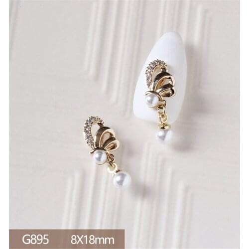 5pcs/lot Luxury Butterfly 3D Alloy Nail Art Zircon Pearl Crystal Metal Manicure DIY Nails Accesorios Supplies Decorations Charms