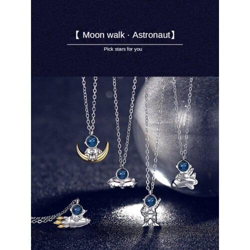 Astronaut couple necklace female clavicle chain commemorative light luxury niche pendant fashion cartoon birthday gift