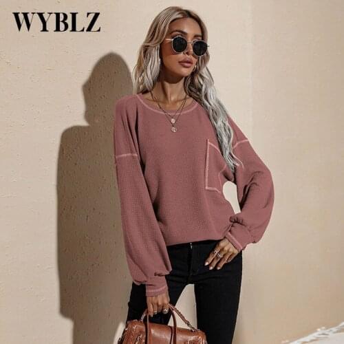 Autumn and Winter Streetwear T-shirt Women 2021 Slim Solid O-neck Long-sleeved Sweatshirt Elegant Casual Loose Stitching Top