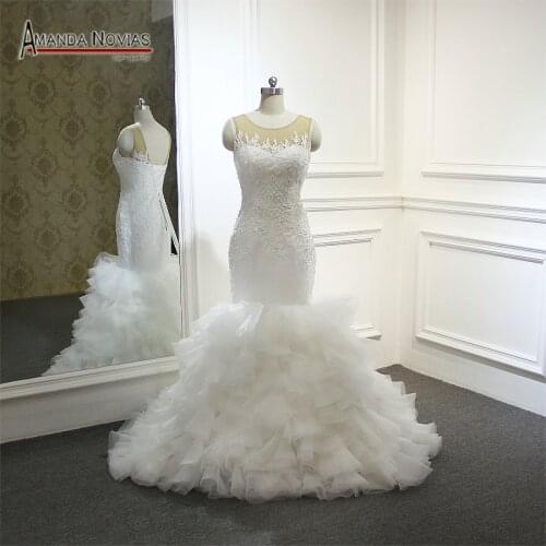 Robe de mariage Cap Sleeve Lace Appliques Tiered Organza Wedding Gowns 2021