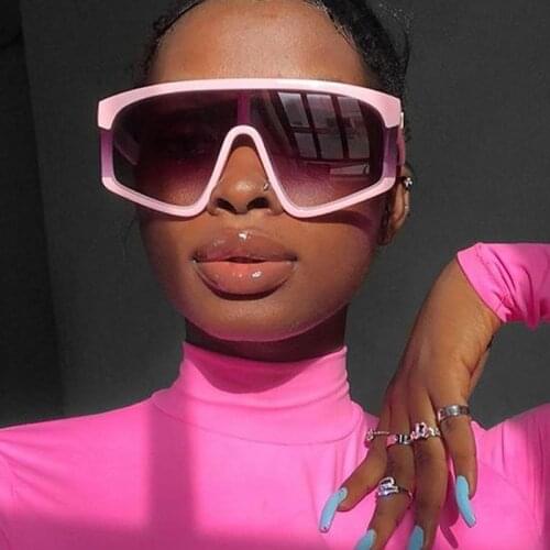 Oversized Luxury Punk Sunglasses Women Rivet Sun Glasses Cool Mirror Lens Flat Top Gradient Big Half Frame Eyewear Oculos De Sol