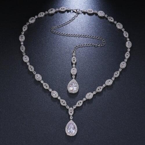 Emmaya New Design White And Rose Necklace Jewelry Women Wedding Fashion Charm Crystal Zircon Stone Necklace Wedding