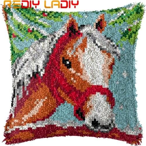 Latch Hook Cushion Red Horse Pillow Case Pre-Printed Color Canvas Acrylic Yarn Latched Hook Pillow Crochet Cushion Cover Kits