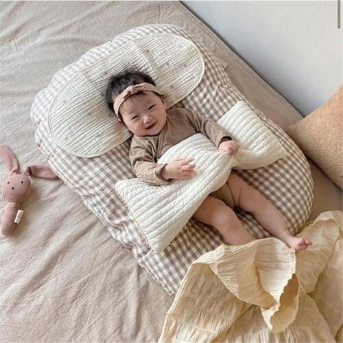 INS Lattice Baby Crib Uterine Bionic Bed Pressure-proof Portable Soft Cotton Nest Bed Newborn Infant Washable Bed