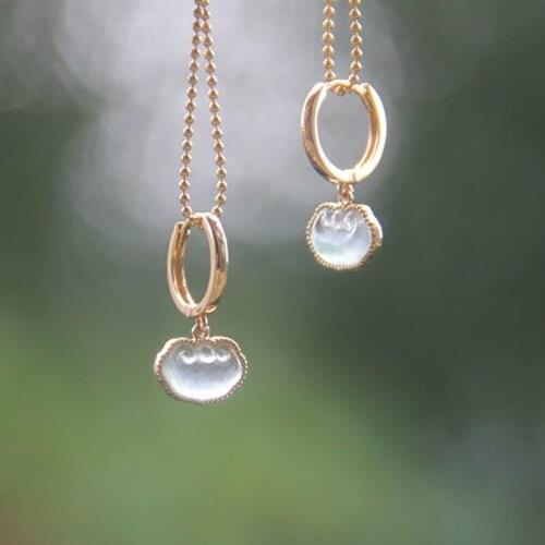 Designers unique creative silver inlaid natural ice egg noodle chalcedony earrings, exquisite and elegant ladies jewelry