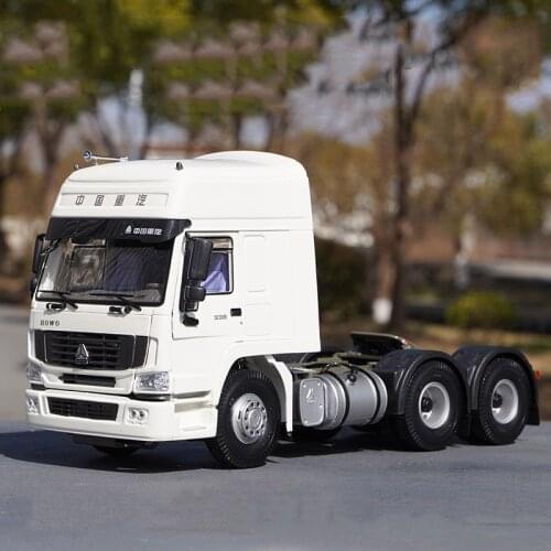 Diecast 1:24 Scale HOWO Alloy Tractor Model Truck Adult Collection Souvenir Ornaments Display Vehicle Toys Gift Decoration