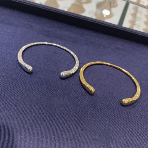 Miuoxion Wholesale Retro Glossy Bracelet Simple Personality Fashion Jewelry For Women Feature Namour Charm Gift All Seasons