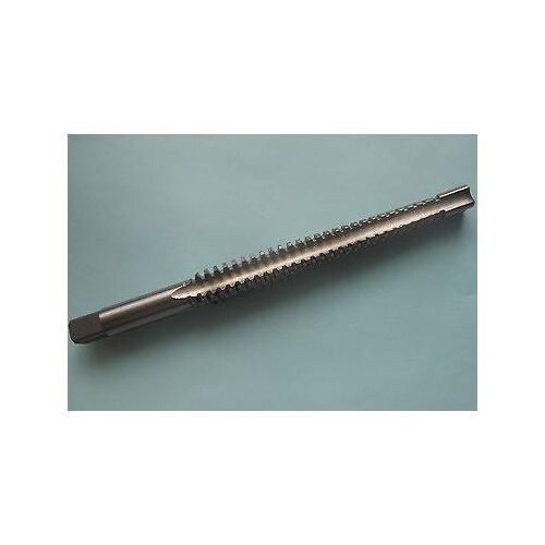 High Quality TR12 x 2 Trapezoidal Metric HSS Right Hand Thread Tap