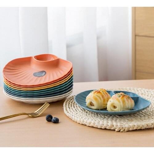 2 Section Snack Plate Dessert Dining Plate Nut Fruit Cake Tray Food Grade Plastic Spit Bone Dish Serving Tray Nuts Dish