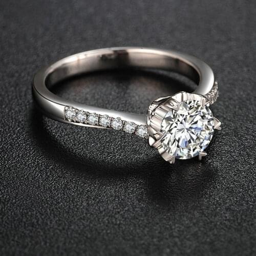 Sterling Silver Gold-Plated Simulation Moissanite Twisted Wall Snowflake Six-Claw Marriage Proposal Diamond Ring Female Gift