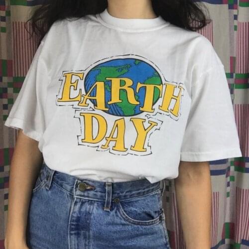 Sunfiz YF Summer Fashion Earth Day 90s Aesthetic Women T-Shirt Tumblr Fashion Street Style Tee Cute Summer Tops Hipsters