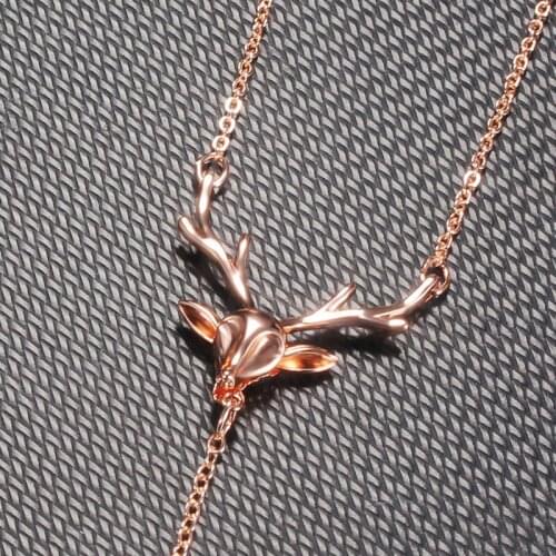 Wholesale 3 classic cute deer pendant necklace alloy ladies mens jewelry gifts autumn new products 3 colors
