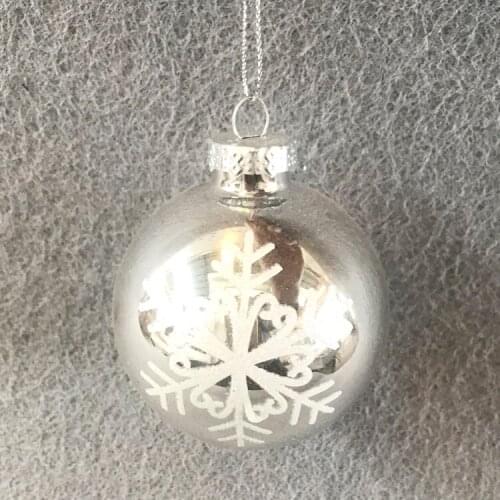 Christmas tree decorations glass ornaments shopping mall layout window foreign trade.6.5cm bright silver snowflake ball
