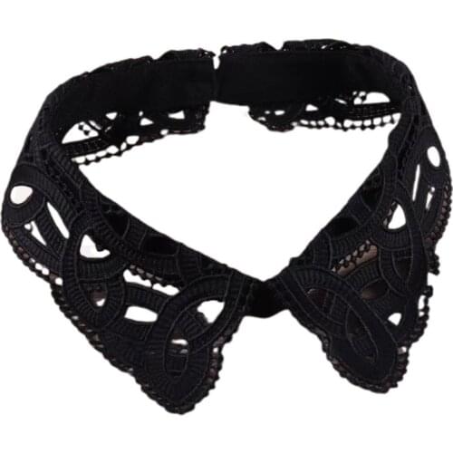 40GC Womens Hollow Out Lapel False Collar Detachable Embroidery Paisley Floral Fake Half-Shirt Blouse Retro Polyester Choker