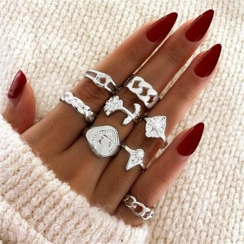 2021 Jewelry contracted pearl rose shape ring alloy knuckle 8 piece set lightweight woman exclusive gift to friends
