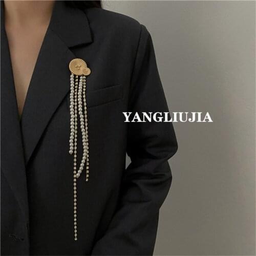 Yangliujia Pearl Tassel Long Brooch Senior Retro Elegant Temperament Sunflower Badges Women Jewelry Clothing Accessories 2021