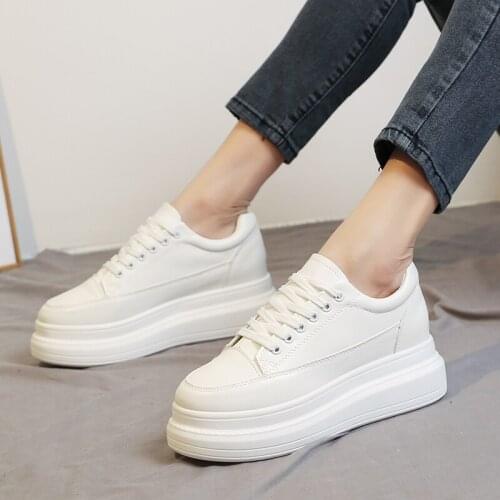 Inner Heightening Student White Shoes Womens New Fashion Thick Bottom Lolita Style Canvas Shoe Casual Sports Running Sneakers