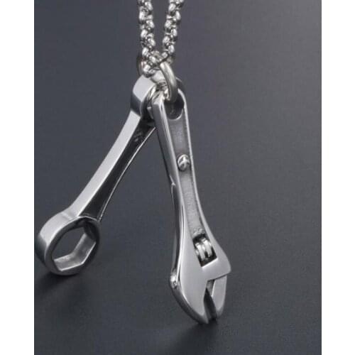 European and American Popular Creative Fashion Mechanical Style Mini Metal Wrench Pendant Necklace Men Rock Biker Jewelry