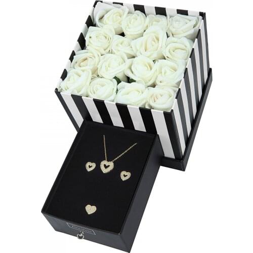 Forentina Beyaz Güllü Kutuda Kalp Kolye Küpe Yüzük Set PS1550
