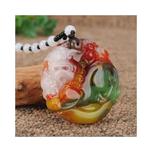 Zheru jewelry natural colorful jade two-color beast pendant necklace exquisite jewelry best gift