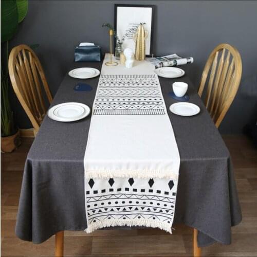 Nordic INS Thick Linen Table Runner for Home Decor Tufted Table Cloth Modern Geometric Table Topper Bed Runner Party Supplier