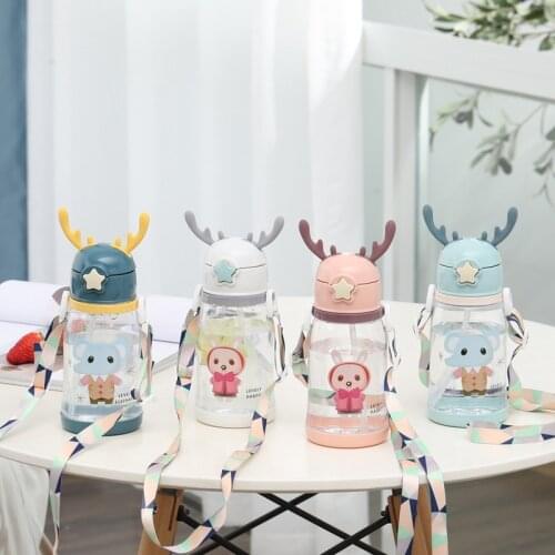 500ml Childrens Sports Straw Cup Creative Cartoon Duckbill Fall Proof Cute Student Cup It Is Easy To Carry with Sling