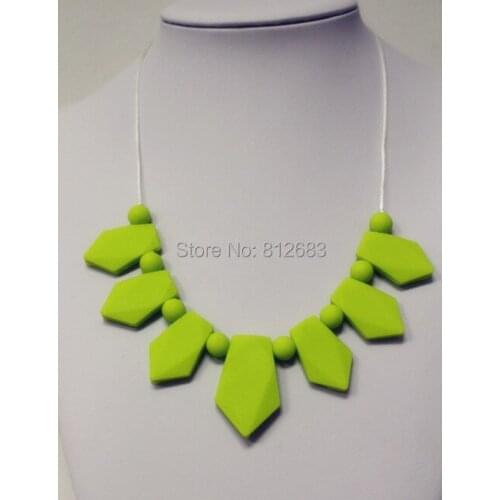 Free shipping Silicone Teething Necklace Nursing Necklace - Chew beads Necklace- 100% Non Toxic BPA Free Silicone baby necklaces