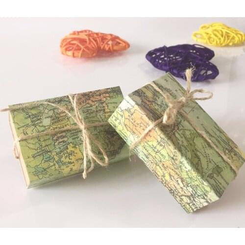 50pcs Casamento World Map Wedding Favors Boxes Chocolate Candy Boxes Matchbox for Guests Wedding Favors Xmas Gift Packaging Bag