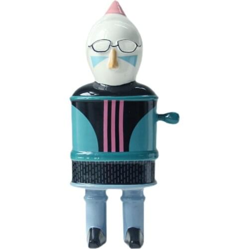 Ceramic Figurines for Interior Creative Luxury Art Ornament Nordic Modern Office Figurines Home Living Room Decoration Gift