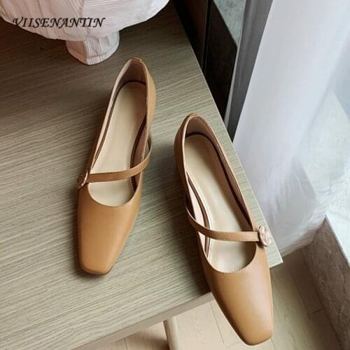 Retro square toe Mary Jane shoes 2021 new metal buckle shallow mouth low heel single shoes Hepburn style flat shoes