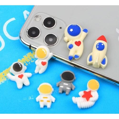 10pcs/lot Cartoon Spaceman Rocket Flat back Resin Cabochon Kawaii Astronaut Scrapbooking Decoration Craft DIY Hair Accessories