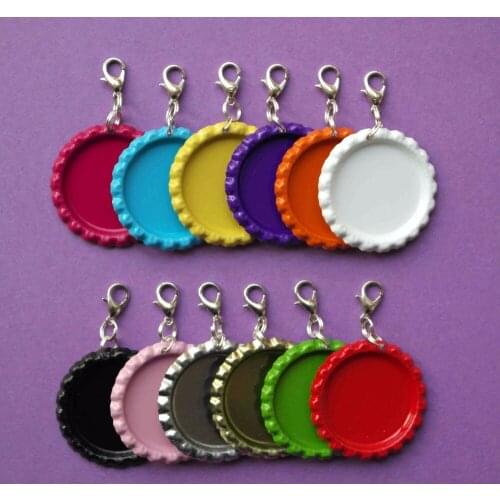 100pcs 12 Colors Metal Flattened Beer Bottle Caps With Lobster Clasps For DIY Crafts Charms Jewelry Accessories Free Shipping